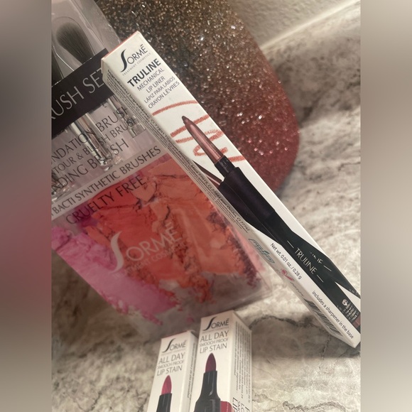 Sorme Cosmetics Makeup Bundle - Picture 4 of 8
